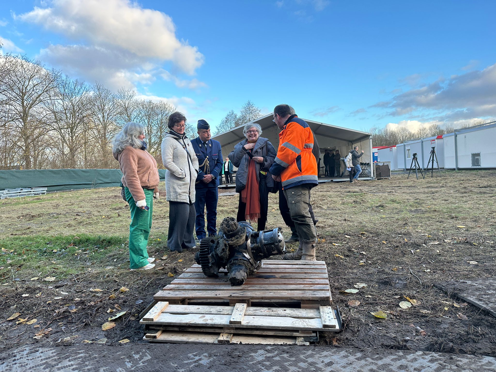 Veel aandacht voor berging Spitfire en herdenking piloot